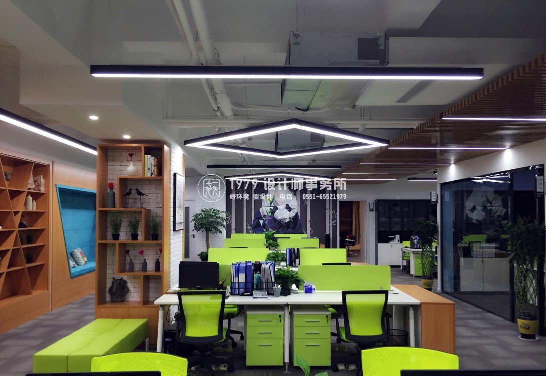 老屋印象辦公室設(shè)計(jì)之員工辦公區(qū)域設(shè)計(jì)效果圖